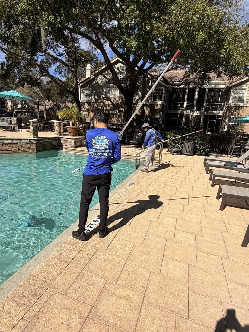 Weekly Pool Service in Orlando, FL