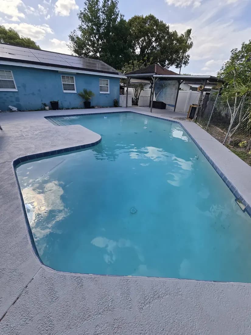 Crystal clear pool after Green Pool Cleaning in Orlando FL